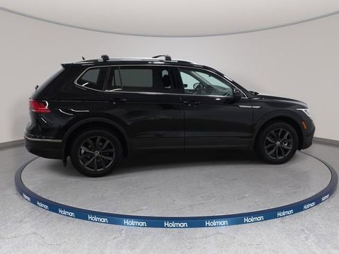 Used 2022 Volkswagen Tiguan SE AWD/4WD image 5