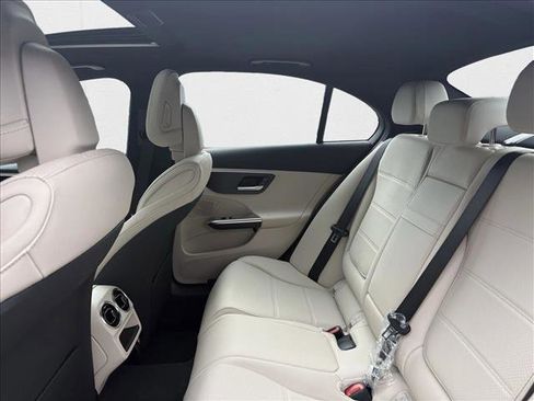 New 2025 Mercedes-Benz C 300 4MATIC Sedan image 18