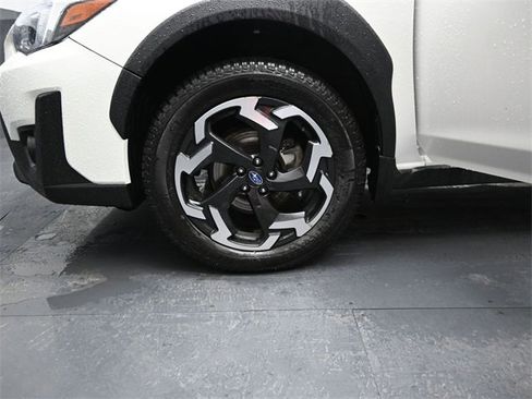 Certified 2022 Subaru Crosstrek 2.5i Limited w/ Moonroof Package 2 image 12