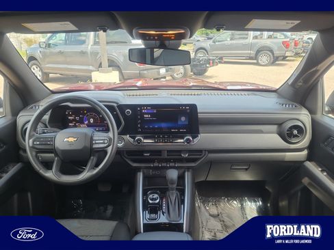 Used 2026 Chevrolet Colorado W/T w/ Advanced Trailering Package AWD/4WD image 20