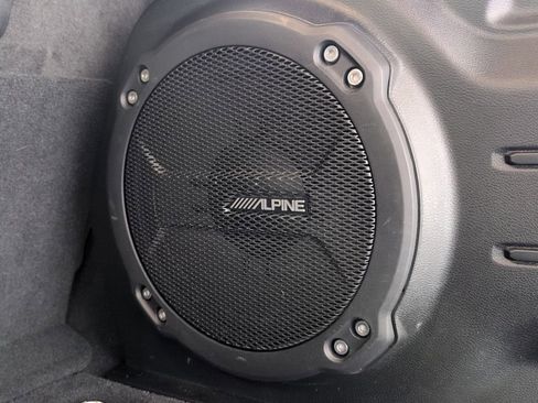 Used 2023 Jeep Wrangler Unlimited Sahara AWD/4WD image 16