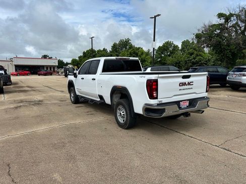 Used 2025 GMC Sierra 2500 Pro w/ 1SA Pro Safety Plus Package AWD/4WD image 3