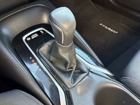 Used 2025 Toyota Corolla SE FWD image 27