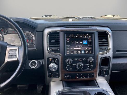 Used 2017 RAM 1500 Laramie w/ Convenience Group image 13