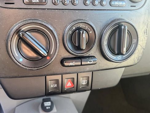 Used 2003 Volkswagen Beetle GL image 14