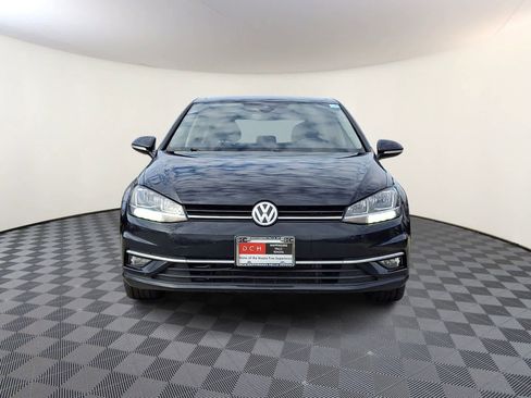 Used 2019 Volkswagen Golf SE w/ Driver Assistance Package image 3