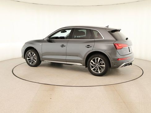 Certified 2023 Audi Q5 2.0T Prestige AWD/4WD image 3