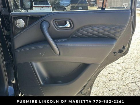 Used 2024 INFINITI QX80 Sensory image 16