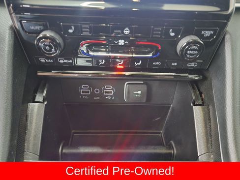 Certified 2025 Jeep Grand Cherokee Limited AWD/4WD image 21