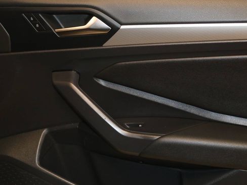Used 2019 Volkswagen Jetta SE w/ Cold Weather Package FWD image 65