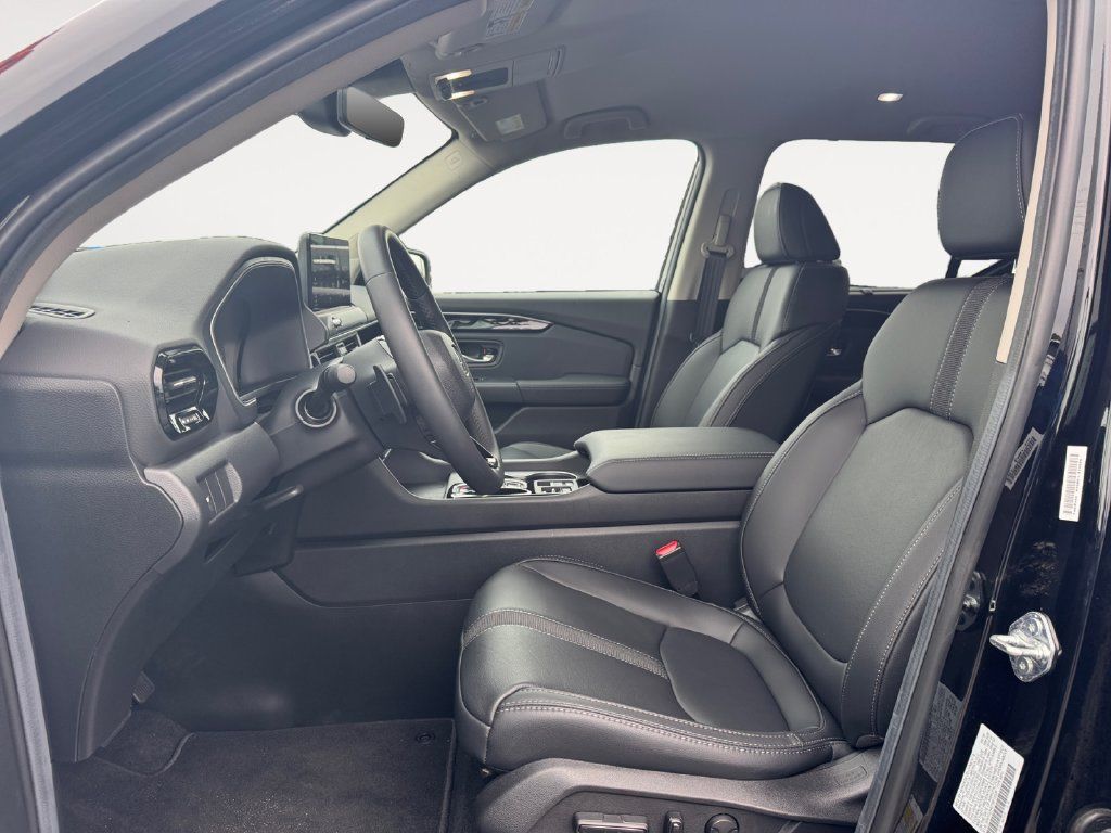 Used 2026 Honda Pilot EX-L image 9