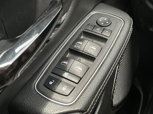 Used 2022 RAM 1500 Laramie w/ G/T Package RWD image 11