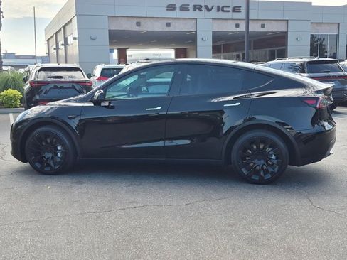 Used 2023 Tesla Model Y Long Range AWD/4WD image 8