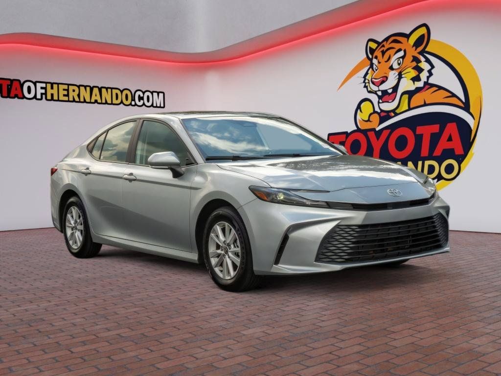 Used 2025 Toyota Camry LE w/ Convenience Package AWD/4WD image 3
