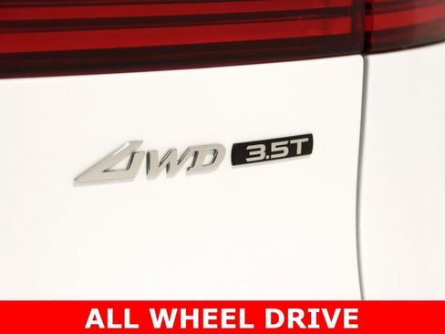 Used 2026 Genesis GV70 3.5T Sport Prestige image 11