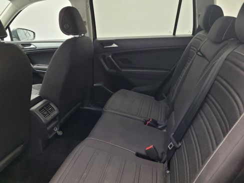 Used 2022 Volkswagen Tiguan S image 18