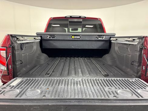 Used 2021 Nissan Titan Platinum Reserve w/ Moonroof Package image 34