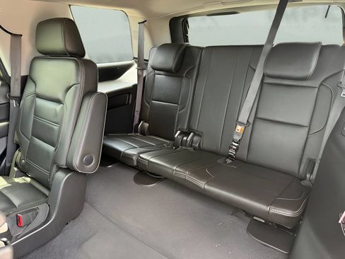 Used 2019 GMC Yukon Denali w/ Open Road Package AWD/4WD image 34