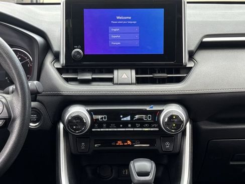 Used 2023 Toyota RAV4 XLE w/ Convenience Package FWD image 17
