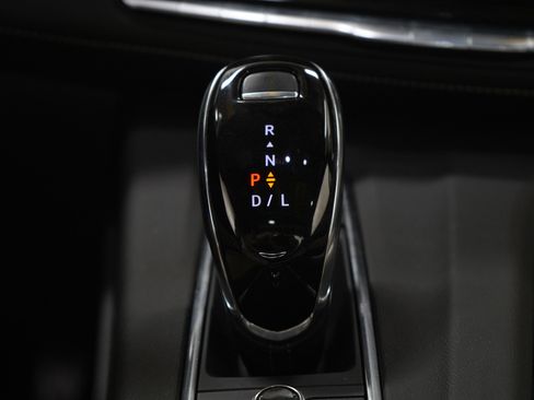 Used 2022 Cadillac Escalade ESV Sport w/ Touring Package AWD/4WD image 23