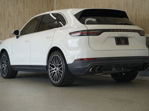 Used 2019 Porsche Cayenne S AWD/4WD image 7