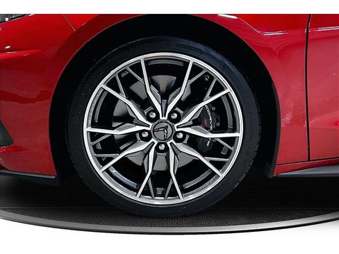 Used 2024 Chevrolet Corvette Stingray Premium Cpe w/ Z51 Performance Package RWD image 43