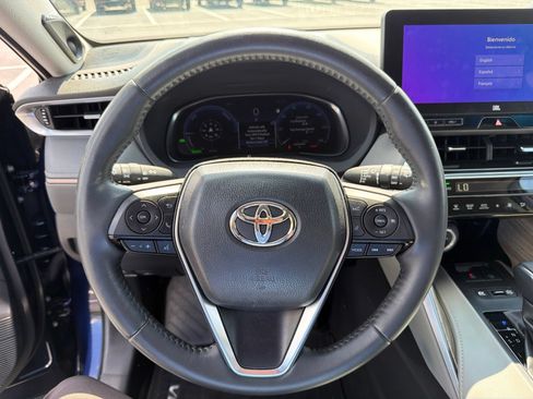 Used 2023 Toyota Venza Limited AWD/4WD image 17