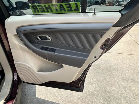 Used 2011 Ford Taurus SEL FWD image 15