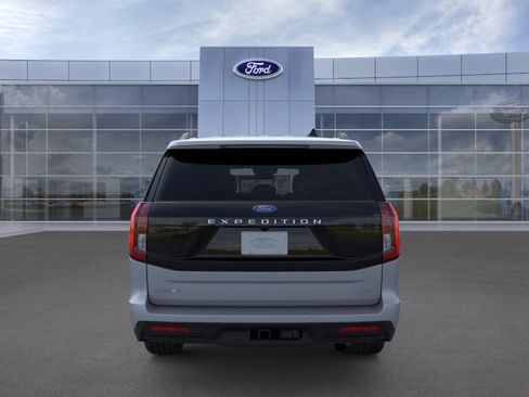New 2026 Ford Expedition Max Active AWD/4WD image 5