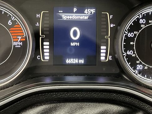 Used 2021 Jeep Cherokee Latitude Plus FWD image 14