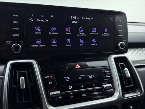 Used 2022 Kia Sorento S FWD image 33
