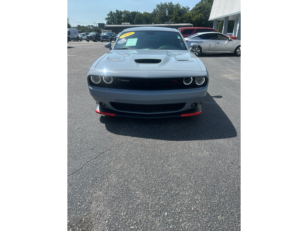 Used 2021 Dodge Challenger R/T Scat Pack RWD image 5