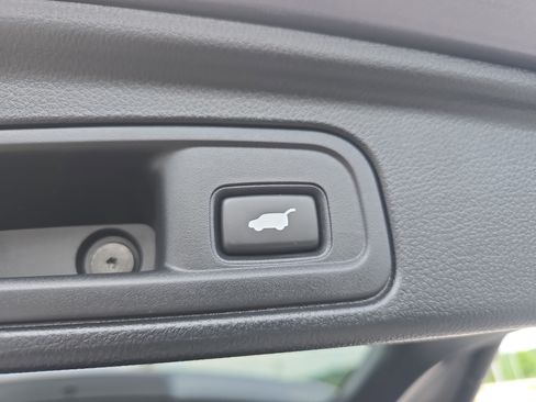 Used 2022 Honda Pilot Special Edition image 13