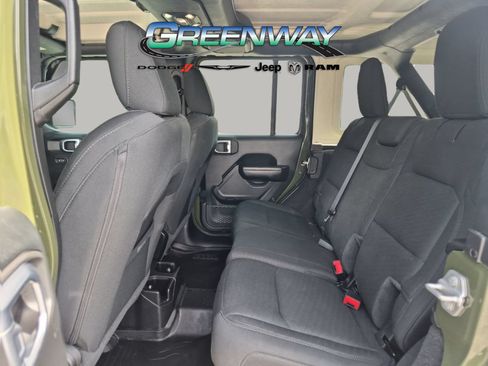 Used 2021 Jeep Wrangler Unlimited Sport AWD/4WD image 12