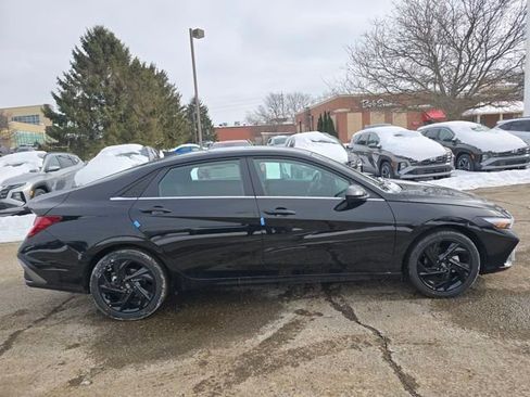 New 2026 Hyundai Elantra SEL Sport image 22