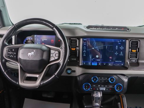 Used 2022 Ford Bronco Badlands AWD/4WD image 17