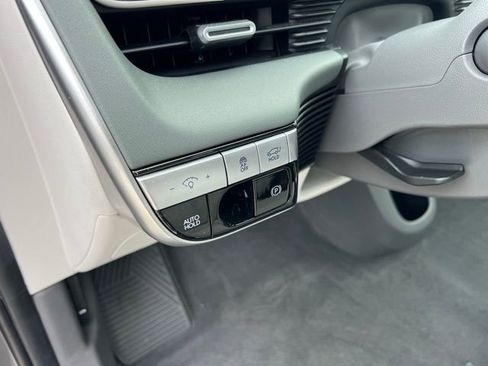 Used 2023 Hyundai Ioniq 5 Limited image 19