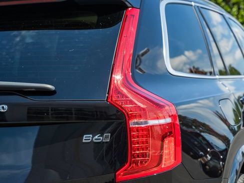 Certified 2024 Volvo XC90 B6 Ultimate AWD/4WD image 7