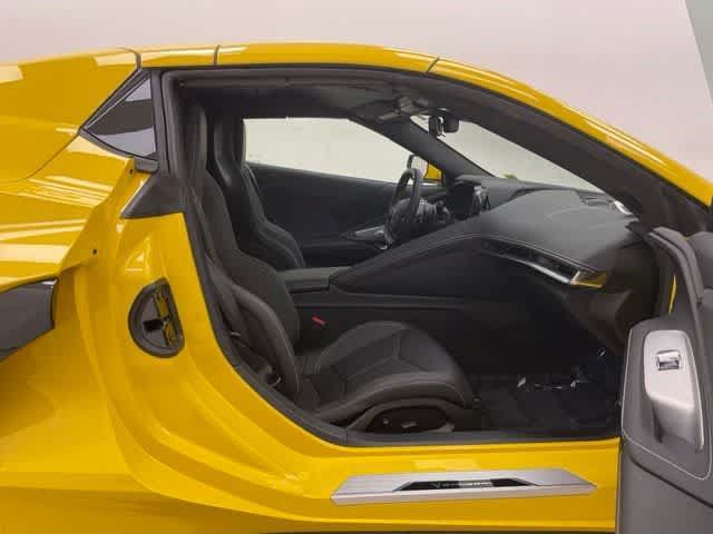 Used 2025 Chevrolet Corvette Stingray Convertible w/ 1LT RWD image 17