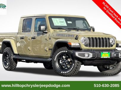 New 2025 Jeep Gladiator Sport
