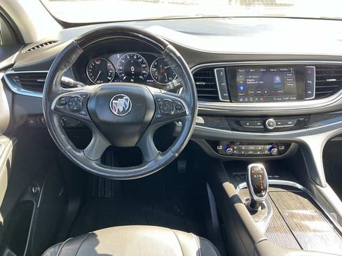 Used 2021 Buick Enclave Avenir w/ Avenir Technology Package AWD/4WD image 10
