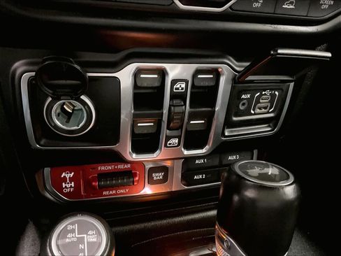 Used 2021 Jeep Wrangler Unlimited Rubicon 4xe w/ Steel Bumper Group AWD/4WD image 26