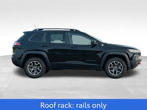 Used 2022 Jeep Cherokee Trailhawk image 8