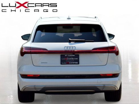 Used 2019 Audi e-tron Premium Plus AWD/4WD image 10