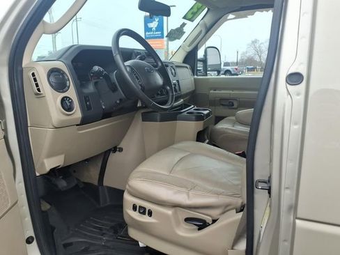 Used 2013 Ford E-150 and Econoline 150 XLT w/ XLT Premium Pkg image 14