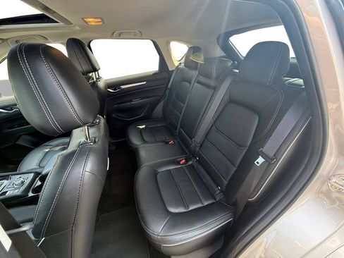 Used 2025 MAZDA CX-5 AWD 2.5 S w/ Preferred Package image 22