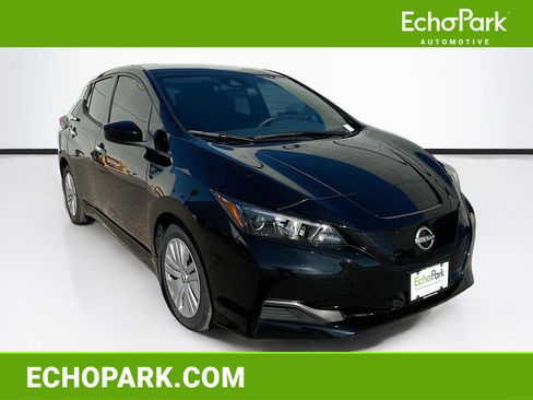 Used 2024 Nissan Leaf S image 1