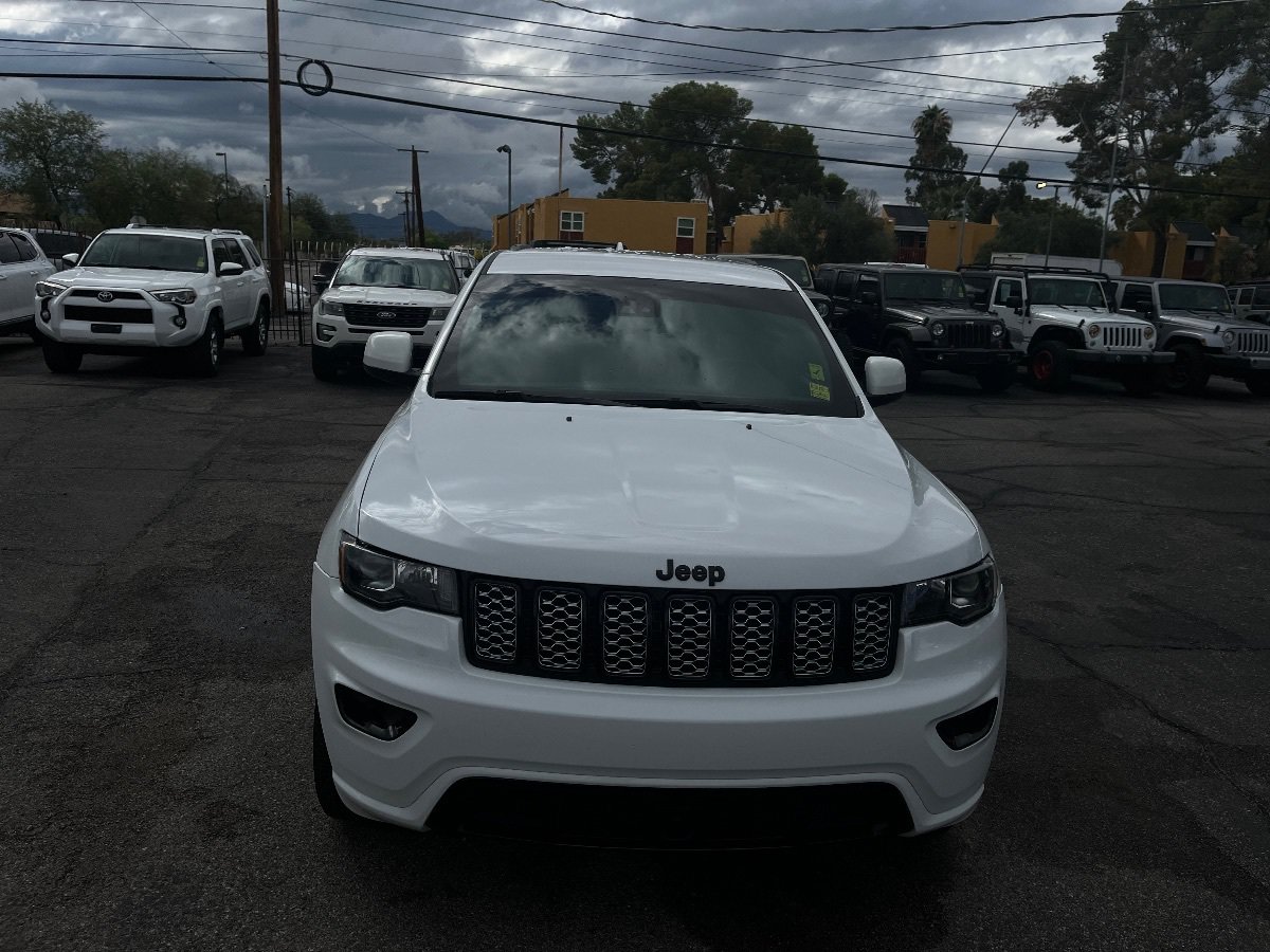 Used 2020 Jeep Grand Cherokee Altitude RWD image 46