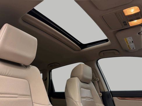 Certified 2018 Honda CR-V Touring image 19