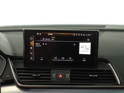 Used 2025 Audi Q5 Prestige w/ Prestige Package image 19